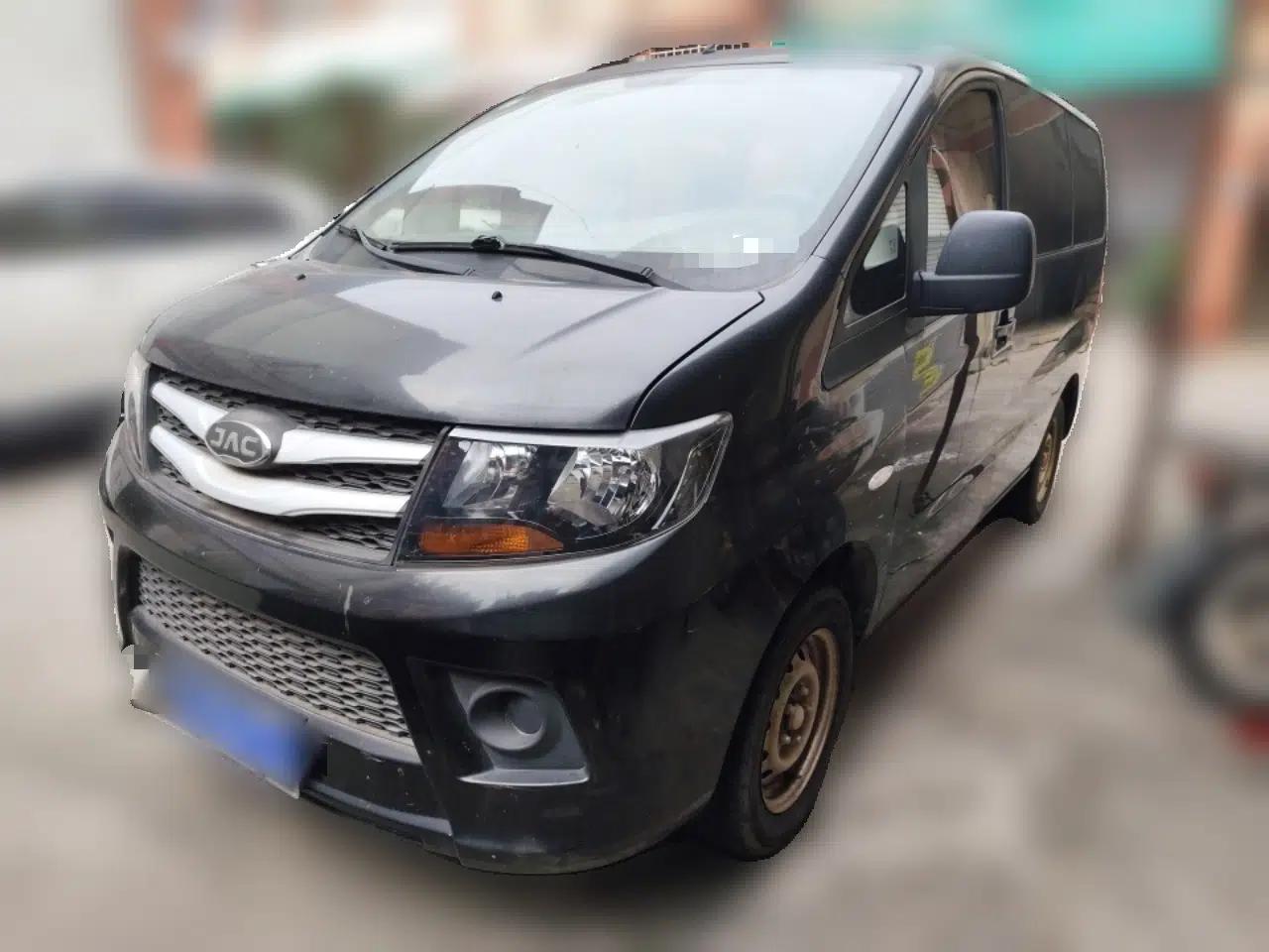 JAC Refine M3 2018 1.6L Express Edition 7-Seater — миниатюра 1