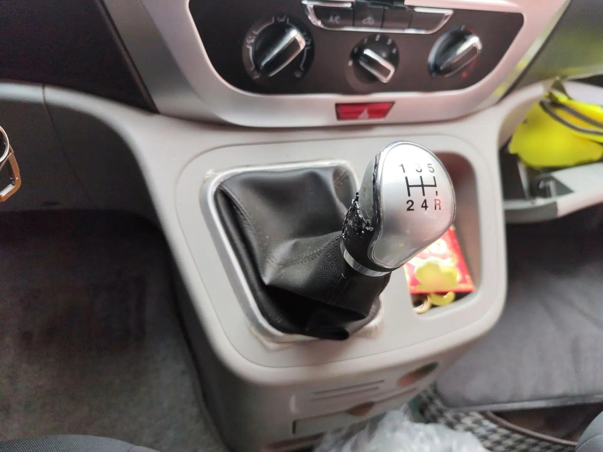 JAC Refine M3 2018 1.6L Express Edition 7-Seater — миниатюра 13