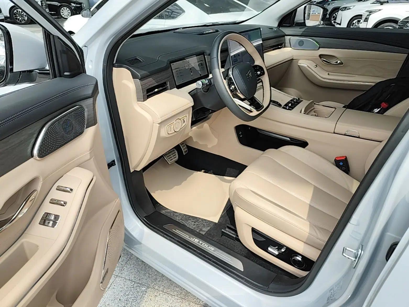 JETOUR Shanhai L9 2025 1.5TD 2DHT Flagship Edition 6 Seats — миниатюра 19