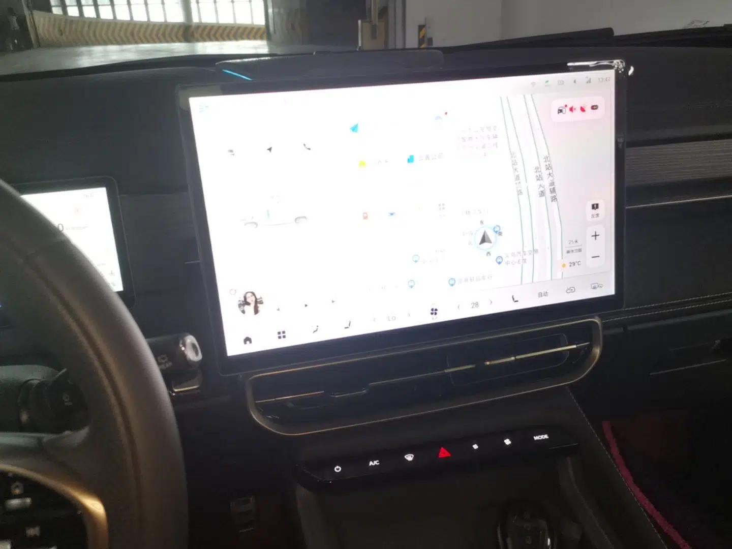 JETOUR Shanhai L9 2024 1.5TD 2DHT Pro 7-Seater — миниатюра 16
