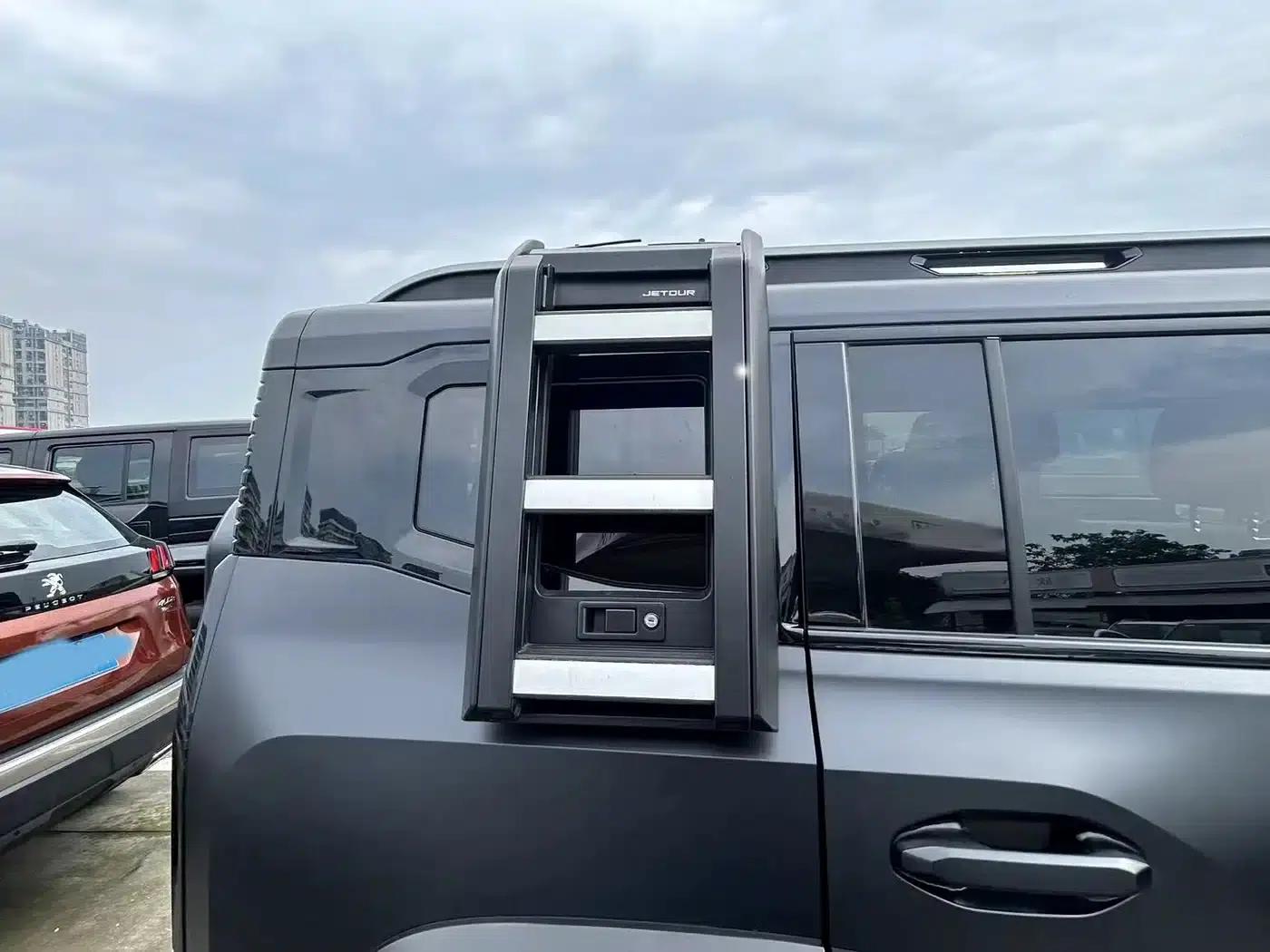 Jetour Traveler 2023 2.0T 4WD Adventure PRO+ — миниатюра 12
