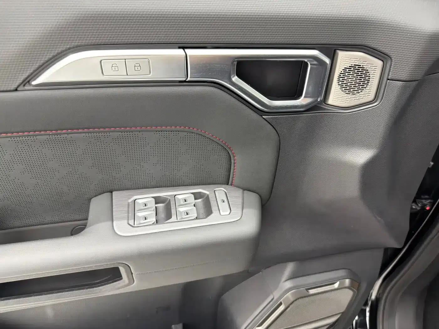 Jetour Traveler 2025 2.0TD XWD Automatic Conqueror — миниатюра 8
