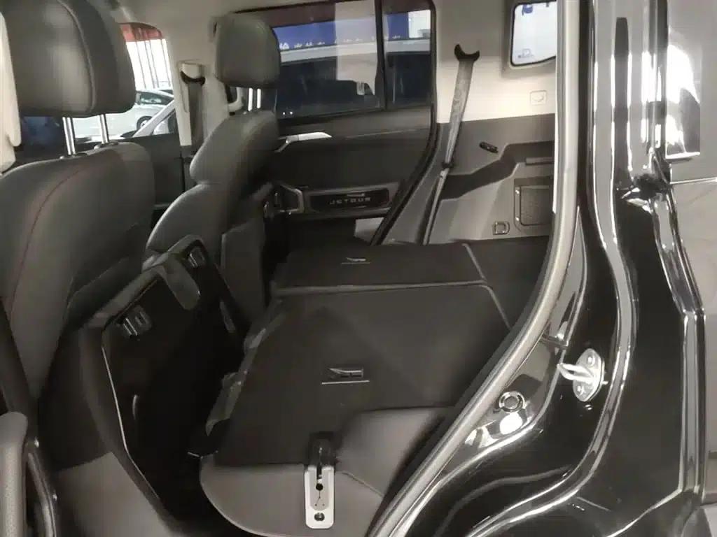 Jetour Traveler 2023 2.0T 4WD Adventure PRO — миниатюра 17