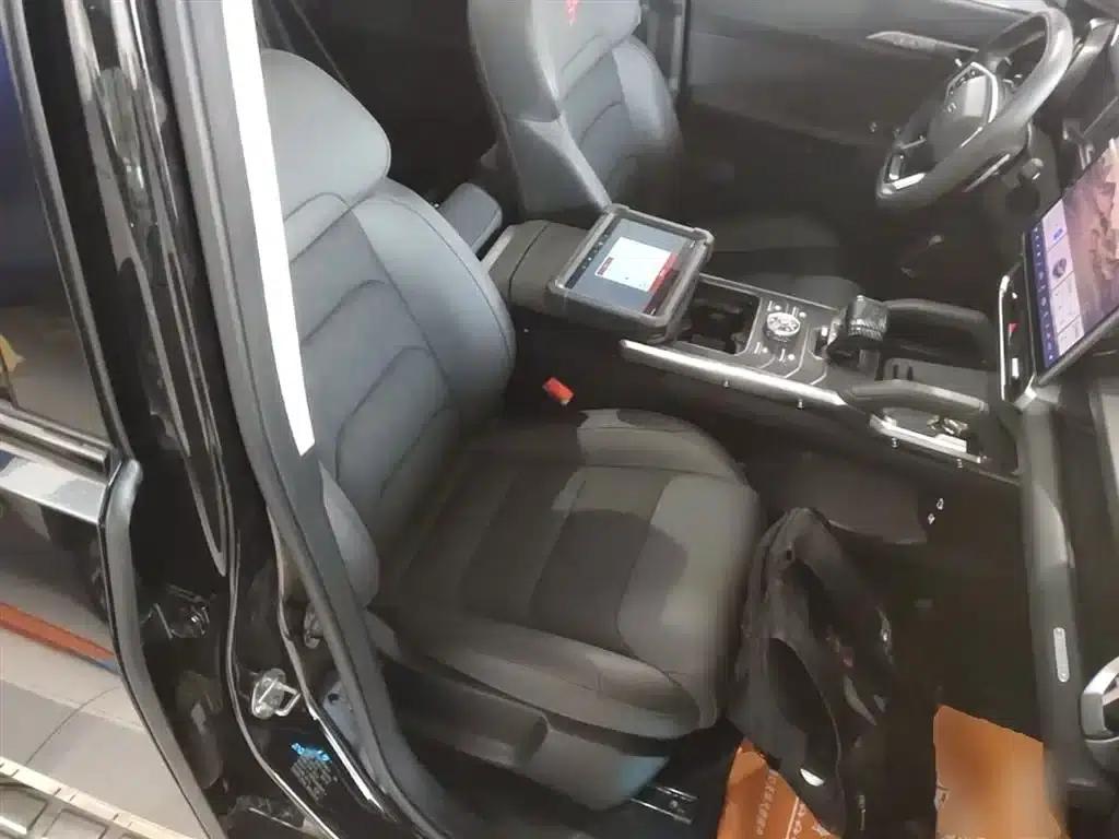 Jetour Traveler 2023 2.0T 4WD Adventure PRO — миниатюра 25