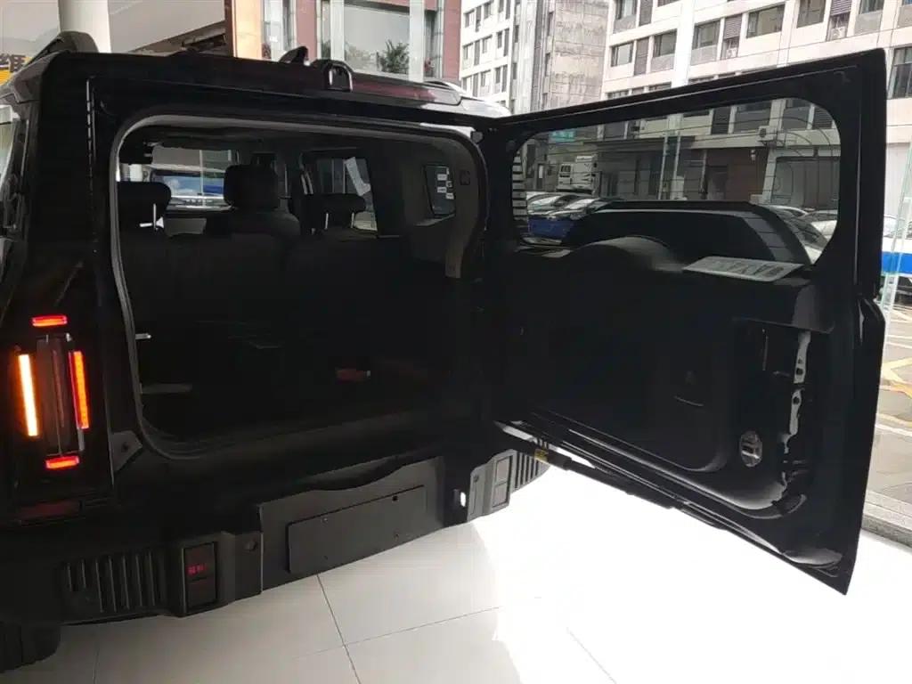Jetour Traveler 2023 2.0T 4WD Adventure PRO — миниатюра 19