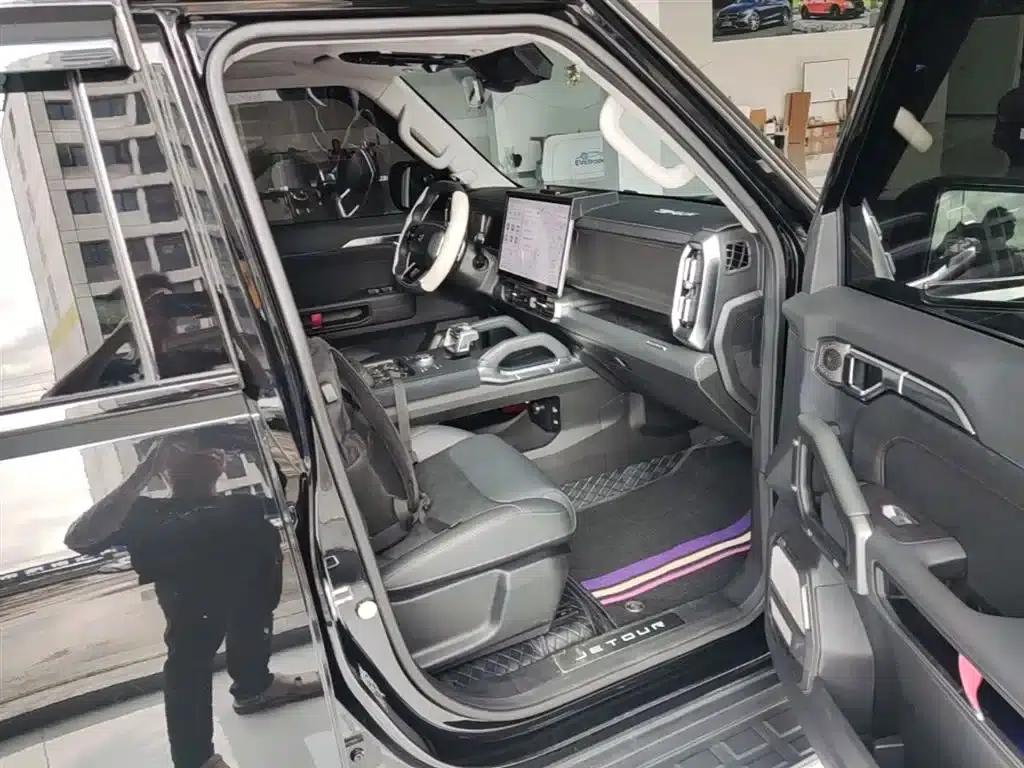 Jetour Traveler 2023 2.0T 4WD Adventure PRO — миниатюра 25