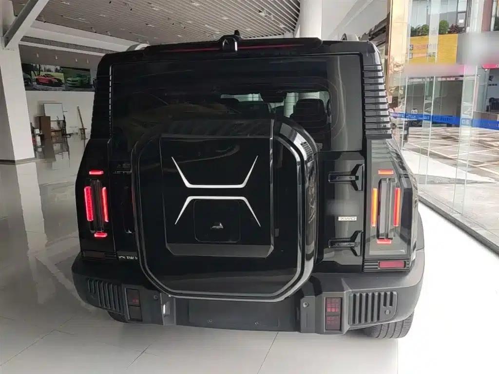 Jetour Traveler 2023 2.0T 4WD Adventure PRO — миниатюра 6