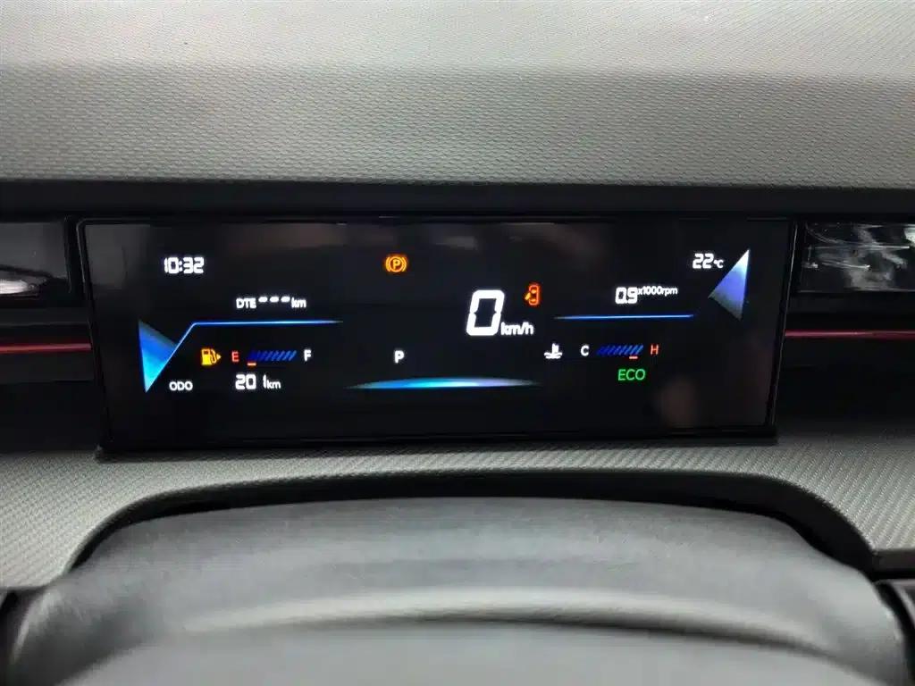 Jetour Dasheng 2026 Youth Edition 1.5T 6DCT Luxury Edition — миниатюра 4