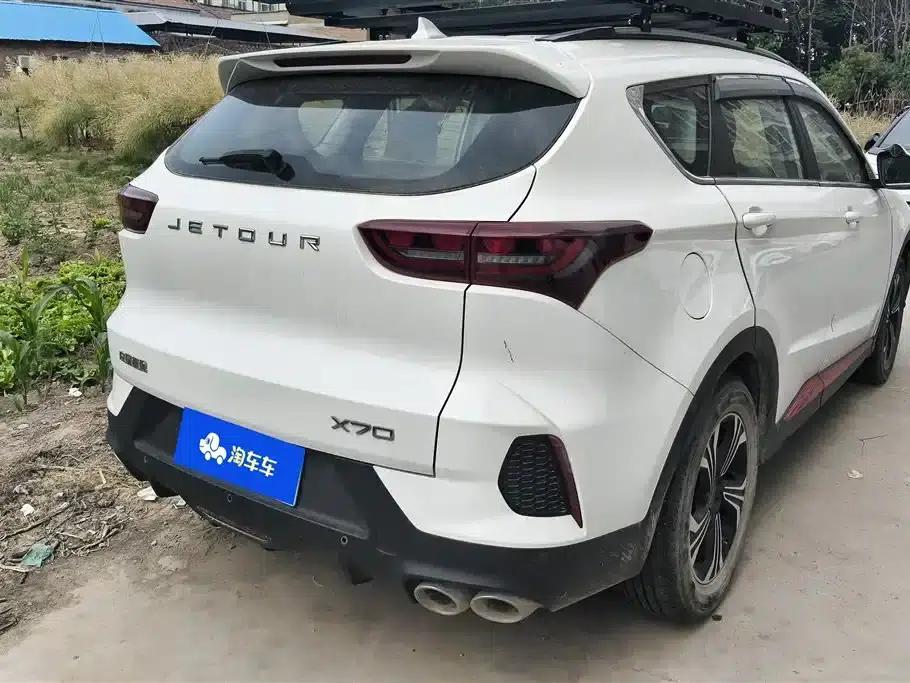 Jetour X70 2023 1.5T DCT Beyond PRO Edition 7-seater — миниатюра 3