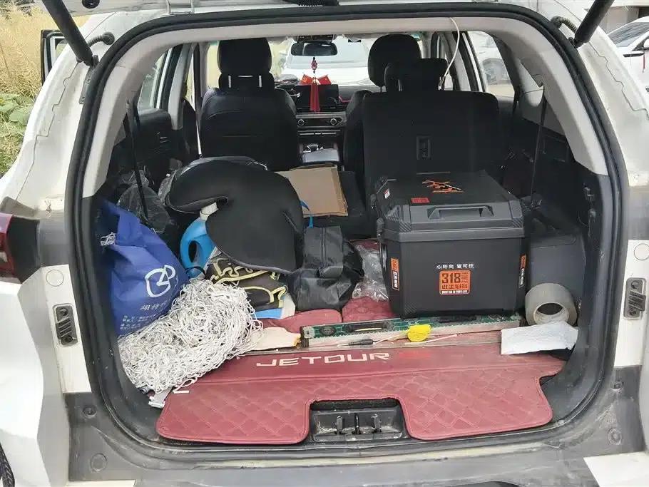 Jetour X70 2023 1.5T DCT Beyond PRO Edition 7-seater — миниатюра 4