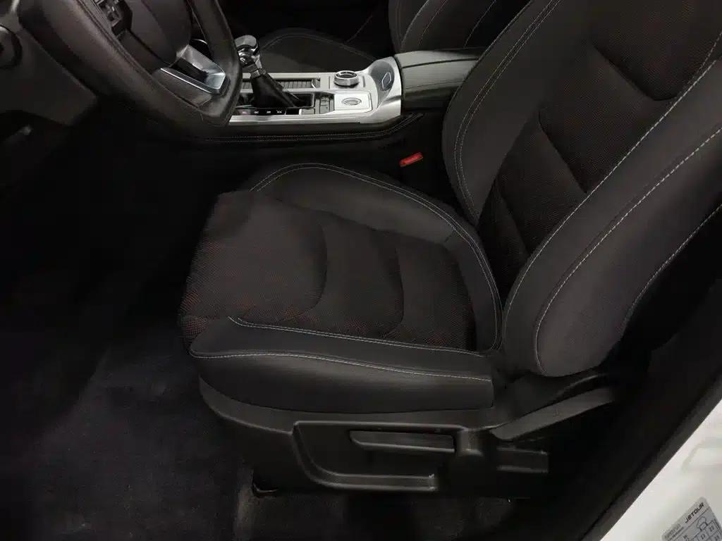 Jetour X70 2020 1.5T DCT Comfort Edition 5-seater — миниатюра 20