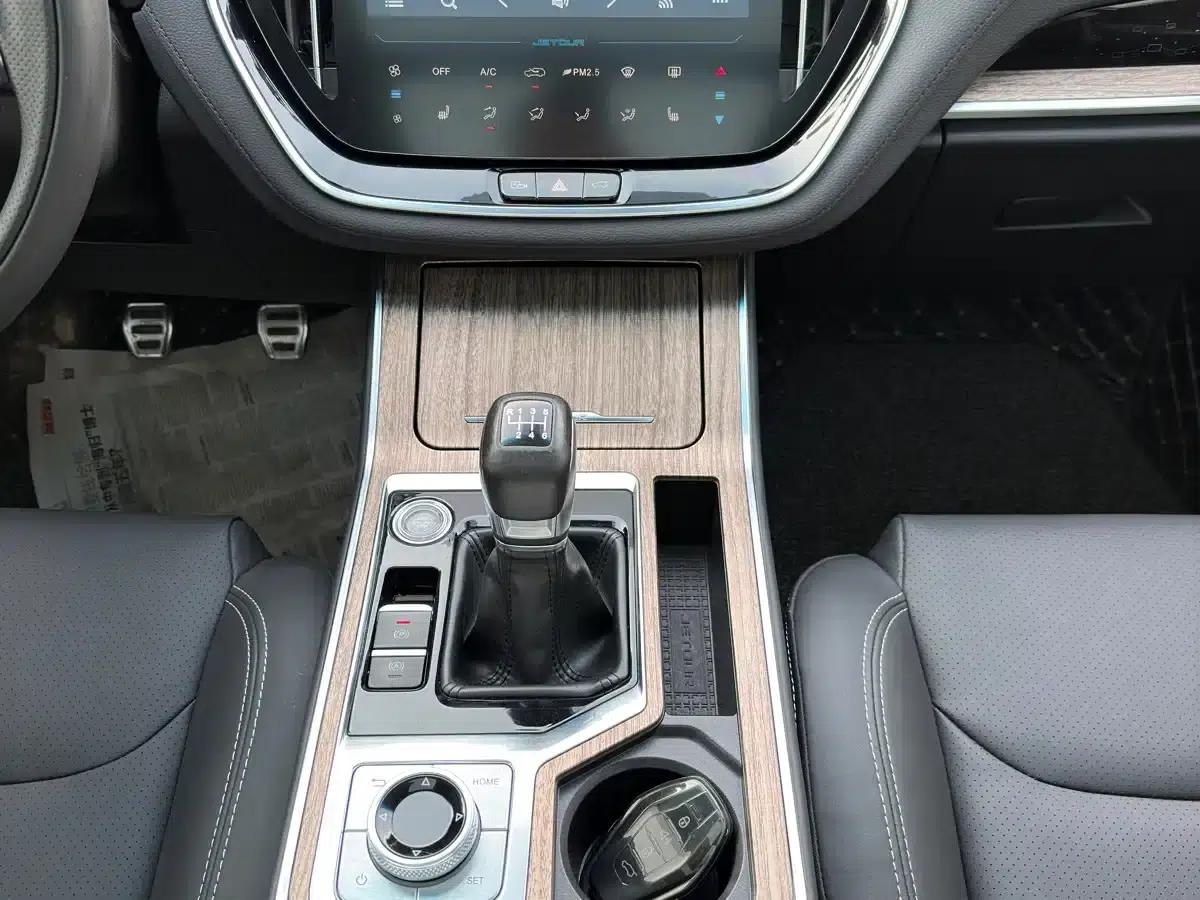 Jetour X70 2020 1.5T Manual Premium Edition 6-seater — миниатюра 11
