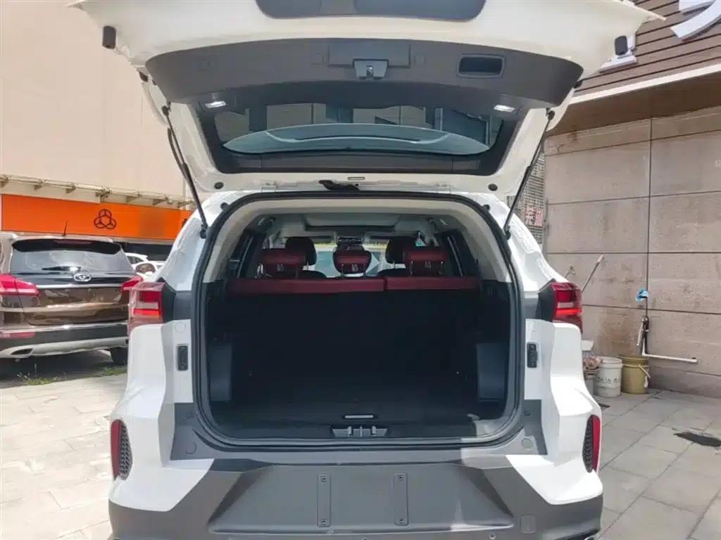 Jetour X70 2024 1.5T DCT Glory PRO 5-seater — миниатюра 19