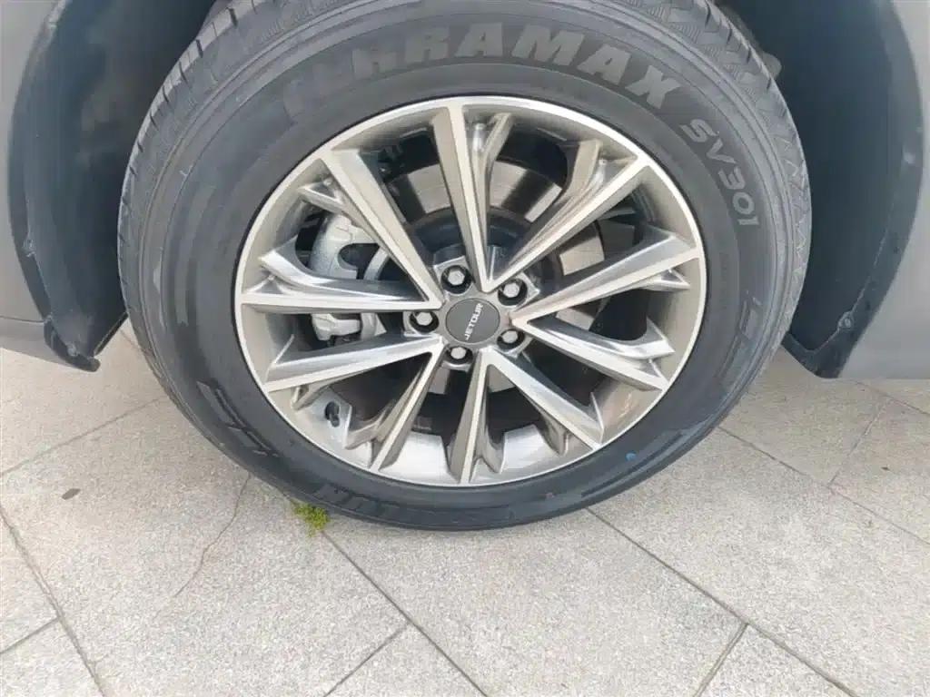 Jetour X70 2024 1.5T DCT Glory PRO 5-seater — миниатюра 23