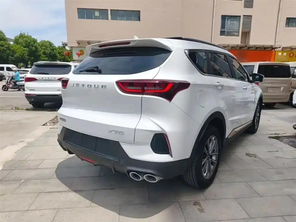 Jetour X70 2024 1.5T DCT Glory PRO 5-seater — миниатюра 7