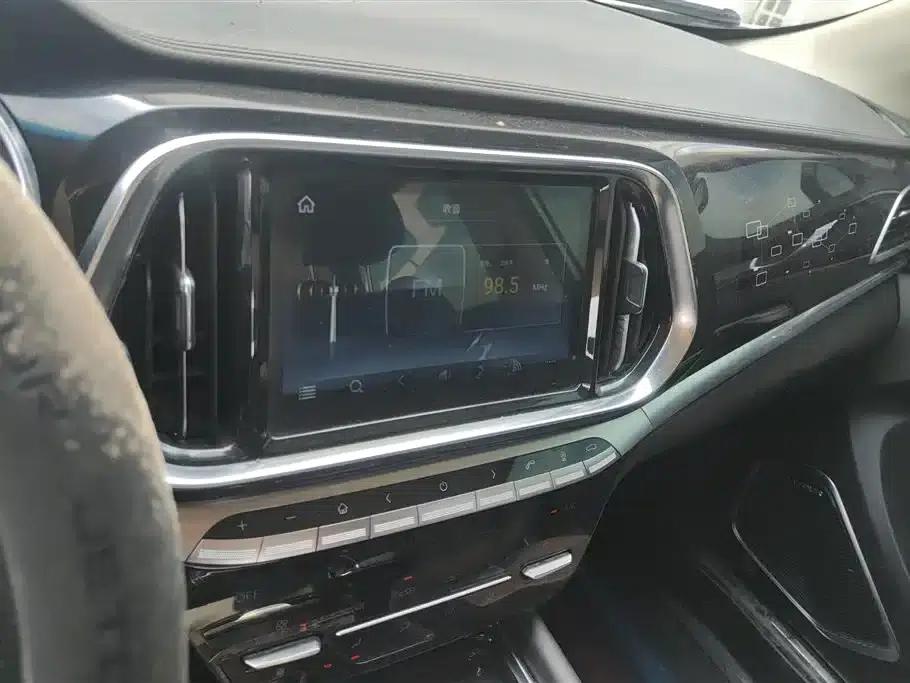 Jetour X90 2019 1.5T Automatic Premium 7-seater National V Emission Standard — миниатюра 12