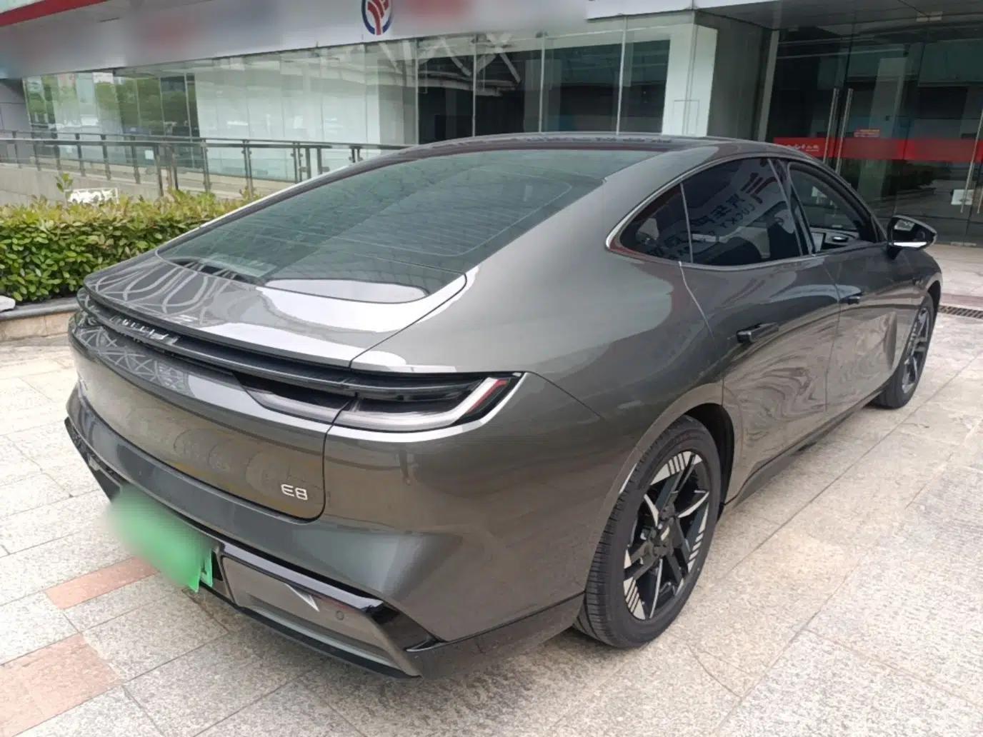 Geely Galaxy E8 2024 550 km Range Rear-Wheel-Drive PRO — миниатюра 6
