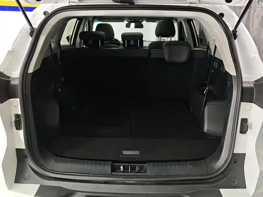 Jetour X70S 2023 1.5T DCT Glory Edition 7-seater — миниатюра 4