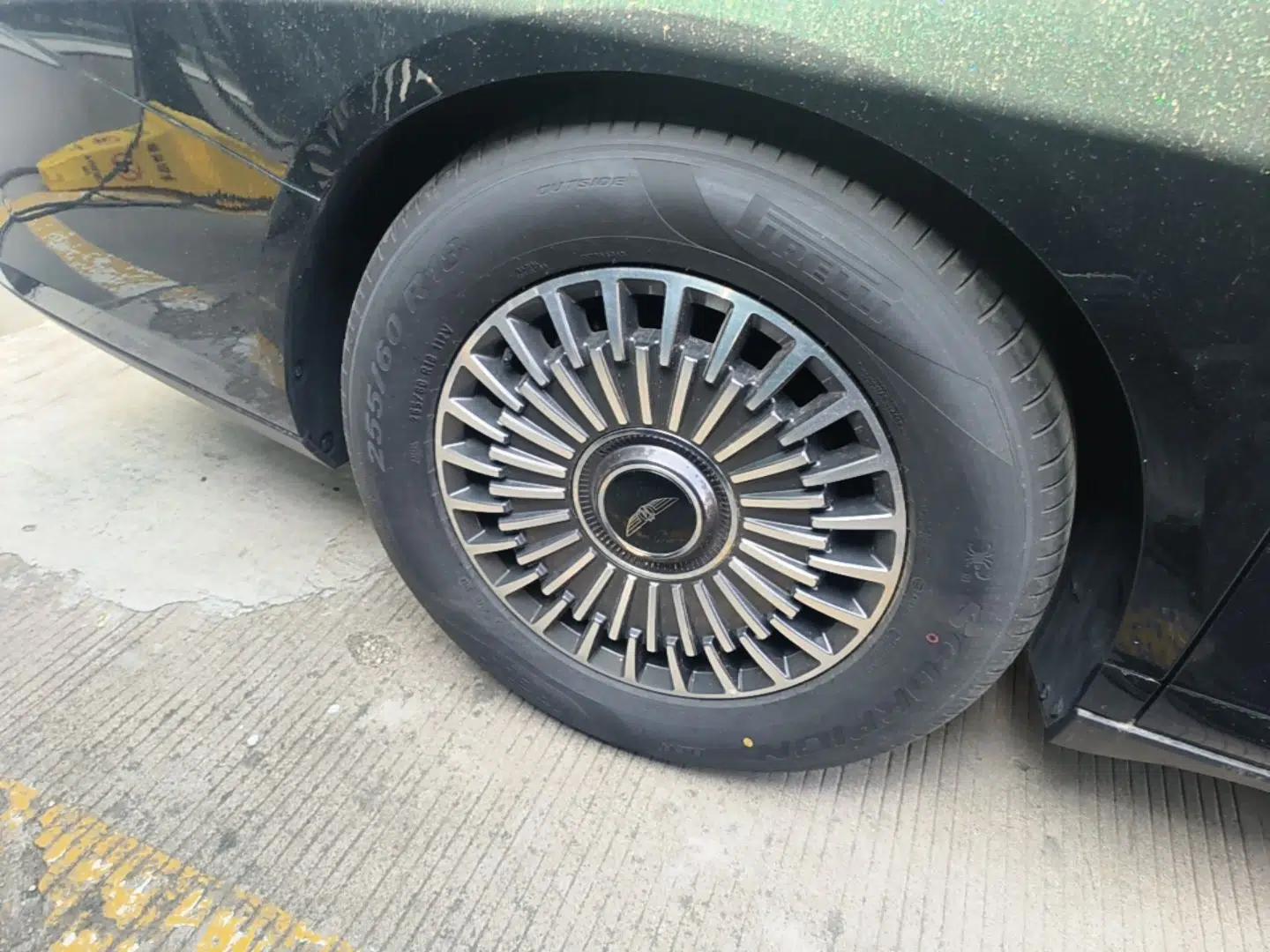 Geely Galaxy LEVC L380 2025 805 km Flagship Version All-Wheel Drive — миниатюра 10