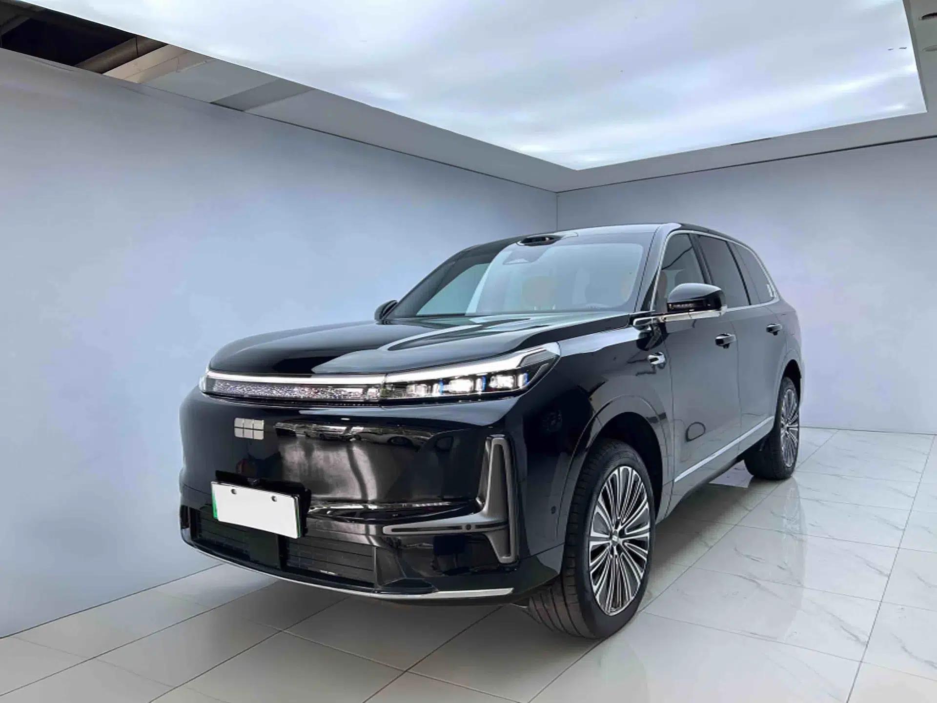 Geely Galaxy M9 2025 Model 210km Four-Wheel-Drive Leading Edition — миниатюра 1