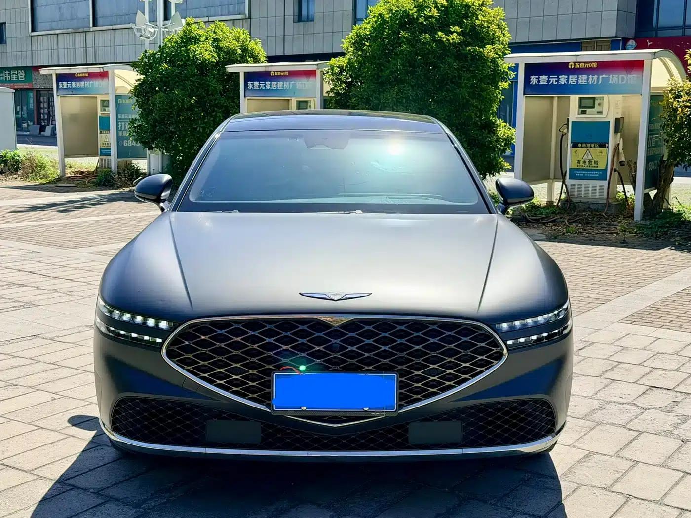 Genesis G90 2023 3.5T Luxury Edition — миниатюра 2