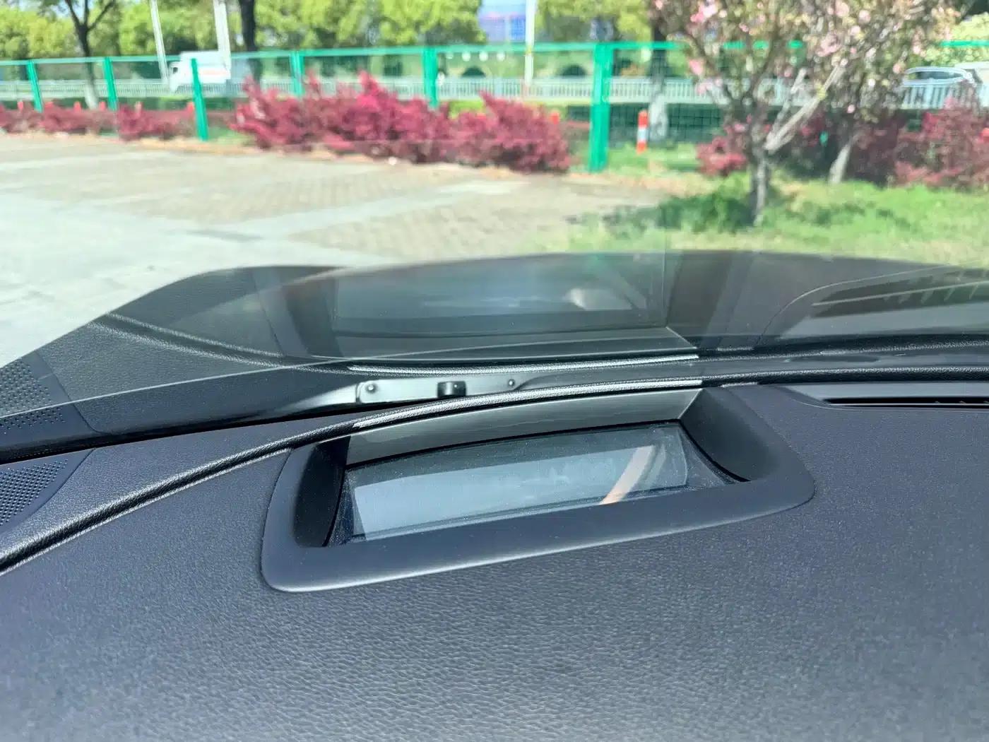 Genesis G90 2023 3.5T Luxury Edition — миниатюра 28
