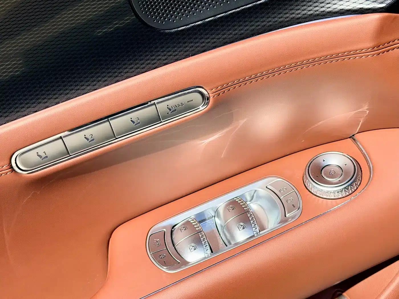Genesis G90 2023 3.5T Luxury Edition — миниатюра 8
