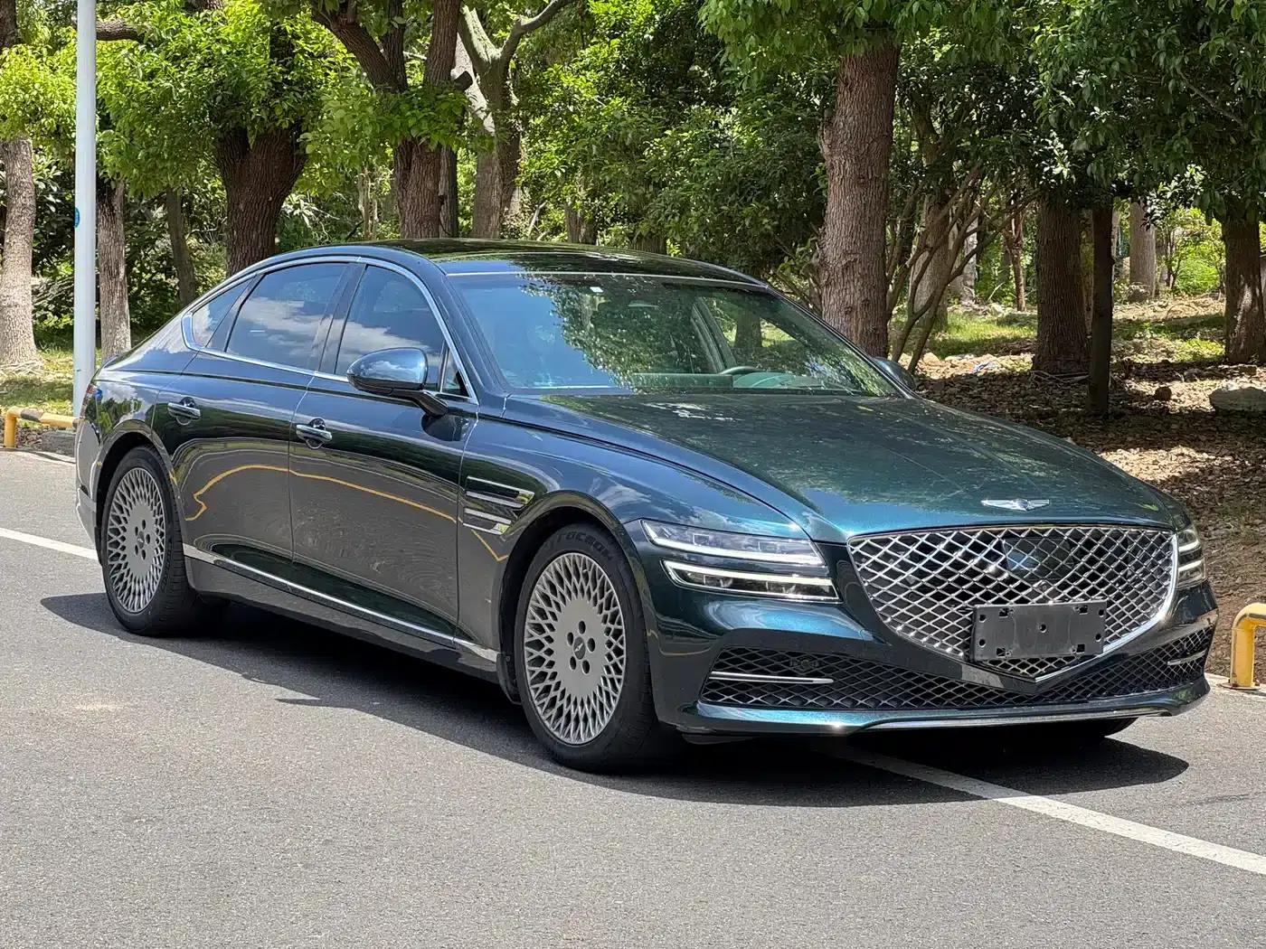 Genesis G80 2023 2.5T Rear-Wheel Drive Flagship Edition — миниатюра 2