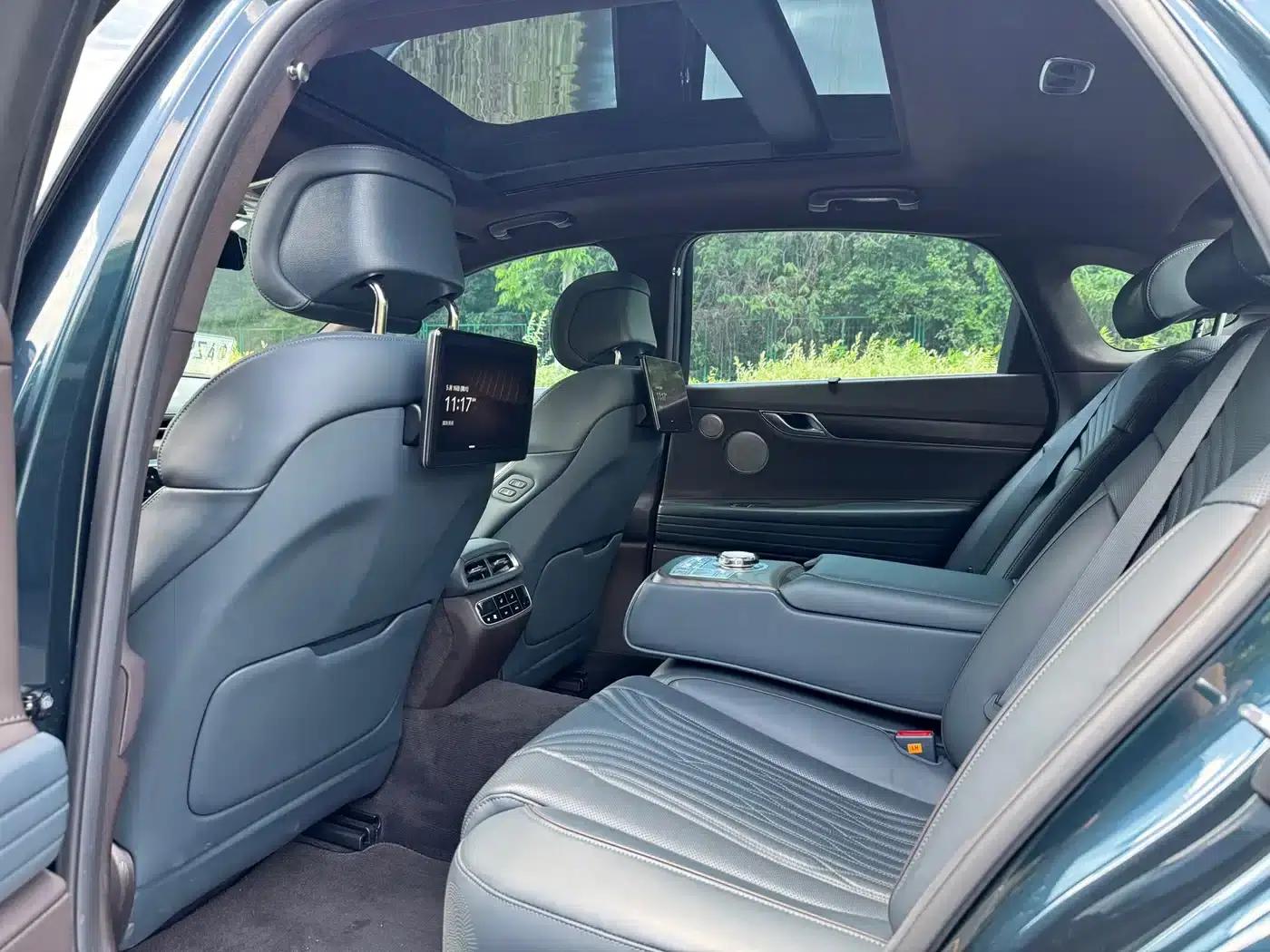 Genesis G80 2023 2.5T Rear-Wheel Drive Flagship Edition — миниатюра 7