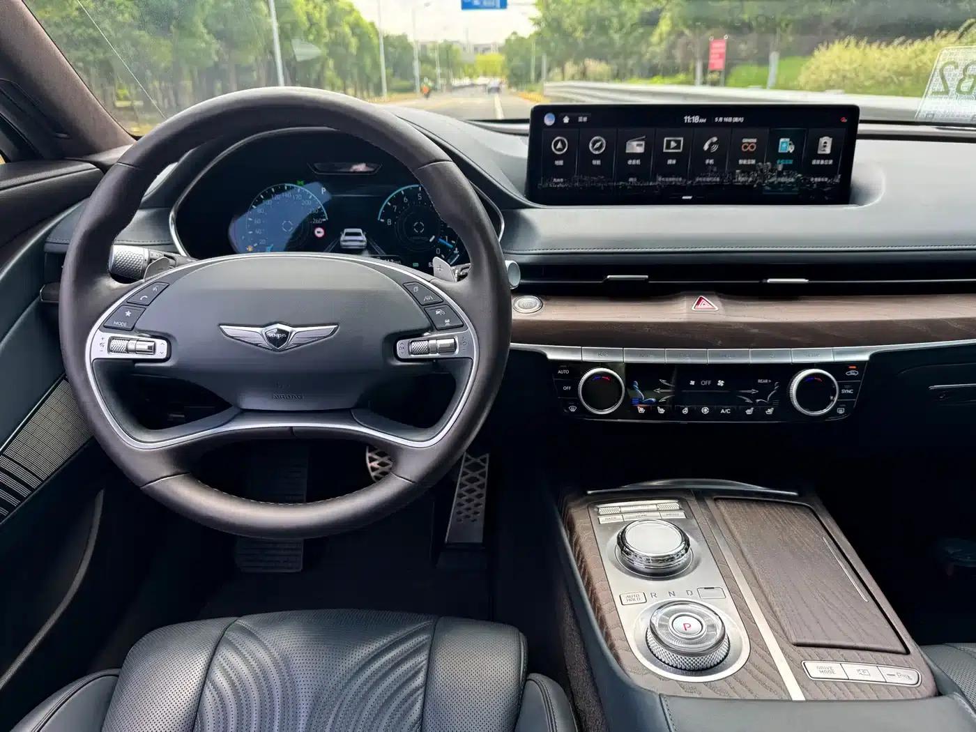 Genesis G80 2023 2.5T Rear-Wheel Drive Flagship Edition — миниатюра 8
