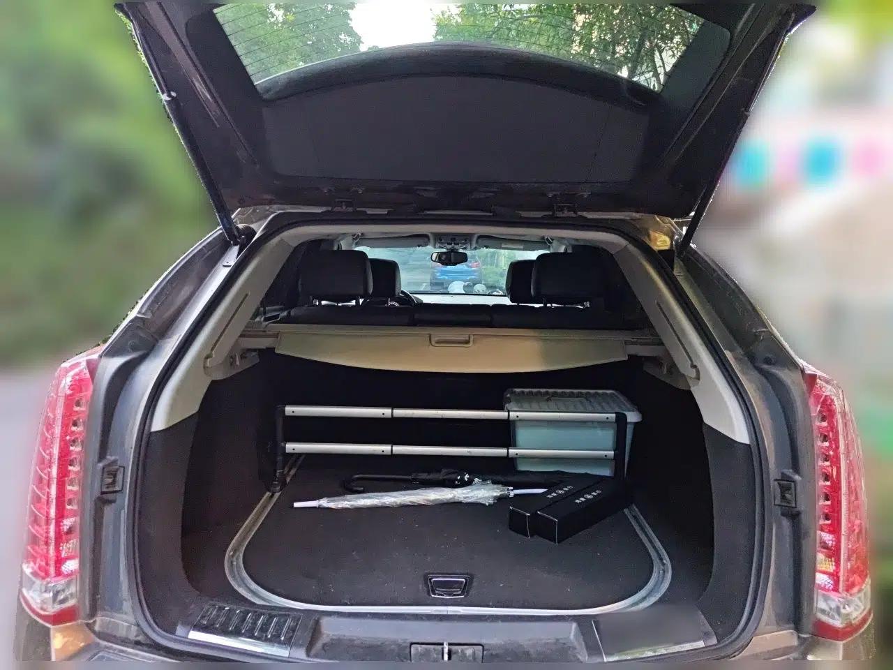Cadillac SRX 2015 3.0L Elite Model — миниатюра 20