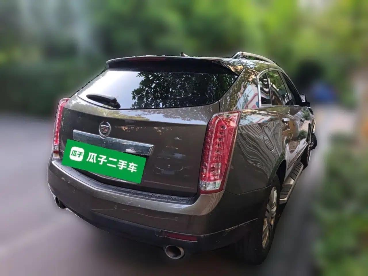 Cadillac SRX 2015 3.0L Elite Model — миниатюра 6