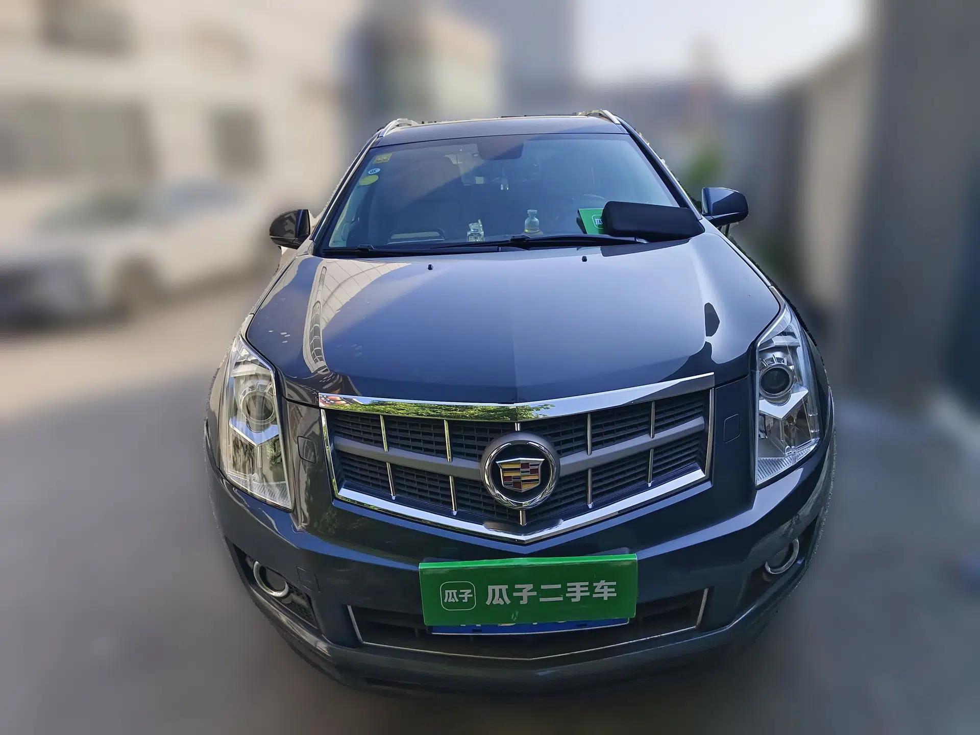 Cadillac SRX 2010 3.0L Luxury Edition — миниатюра 2