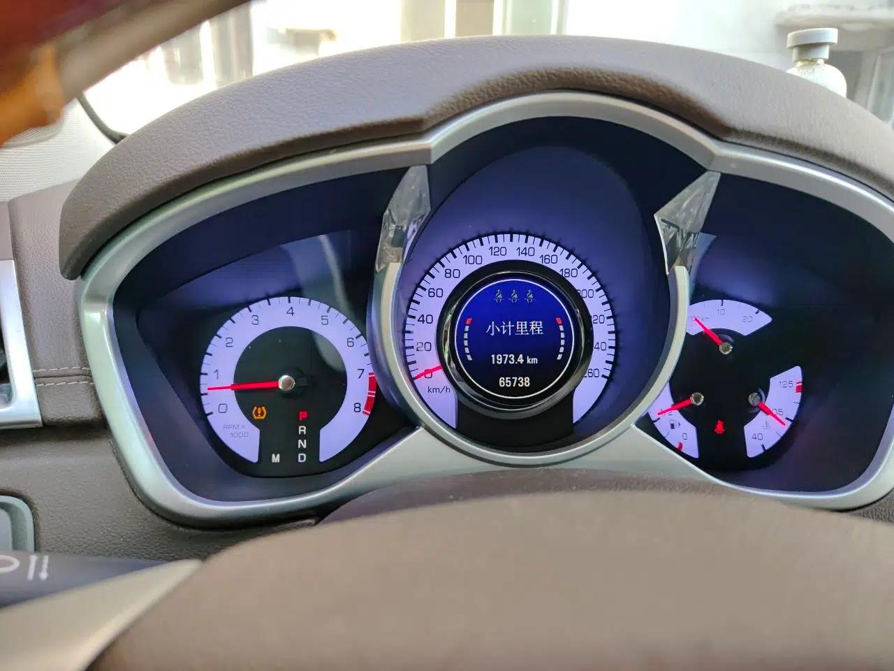 Cadillac SRX 2010 3.0L Luxury Edition — миниатюра 12
