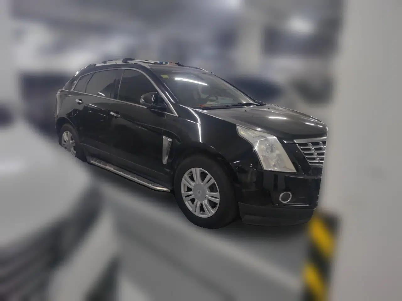 Cadillac SRX 2015 3.0L Elite Model — миниатюра 3