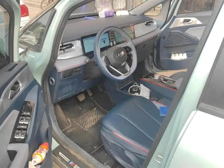 Geely Geometry E Firefly 2023 Model 401KM Thunder Tiger 5-Seater — миниатюра 9