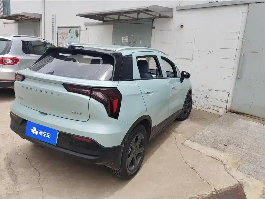 Geely Geometry E Firefly 2023 Model 320KM Cute Tiger 5-Seater — миниатюра 3