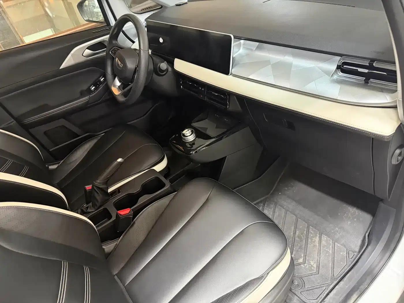 Geely Geometry E Firefly 2022 Model 401KM Linglong Tiger 4-Seater — миниатюра 4