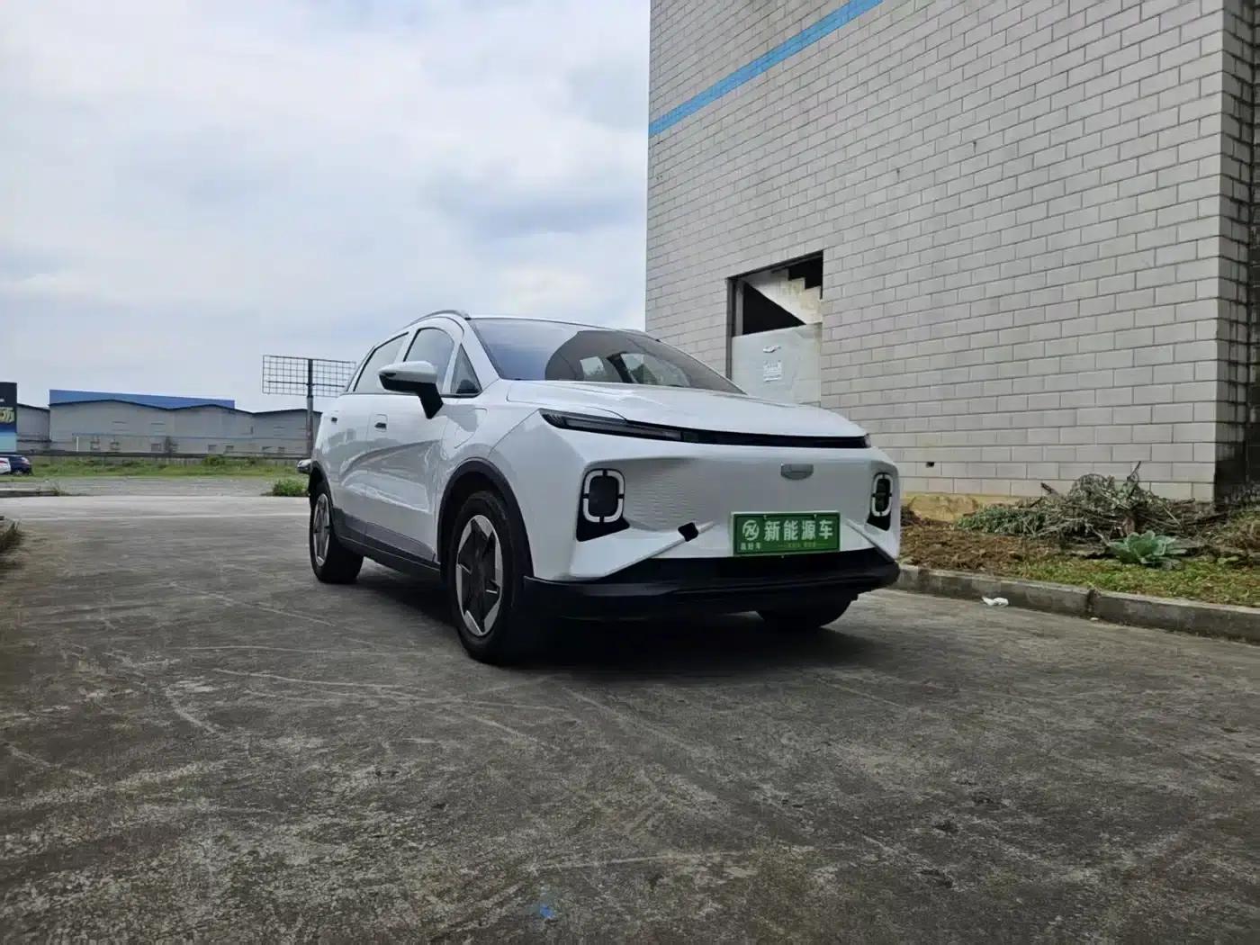 Geely Geometry E Firefly 2024 Model, 401km/h, Starlight — миниатюра 2