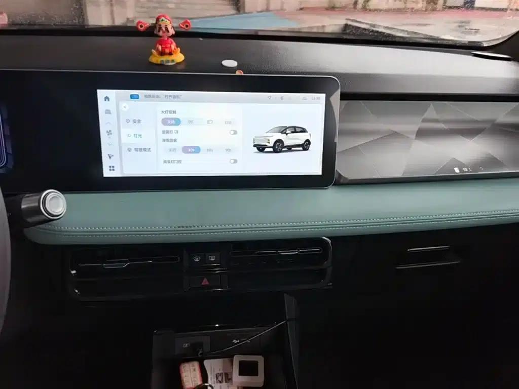 Geely Geometry E Firefly 2024 Model, 301km/h, Starlight — миниатюра 13