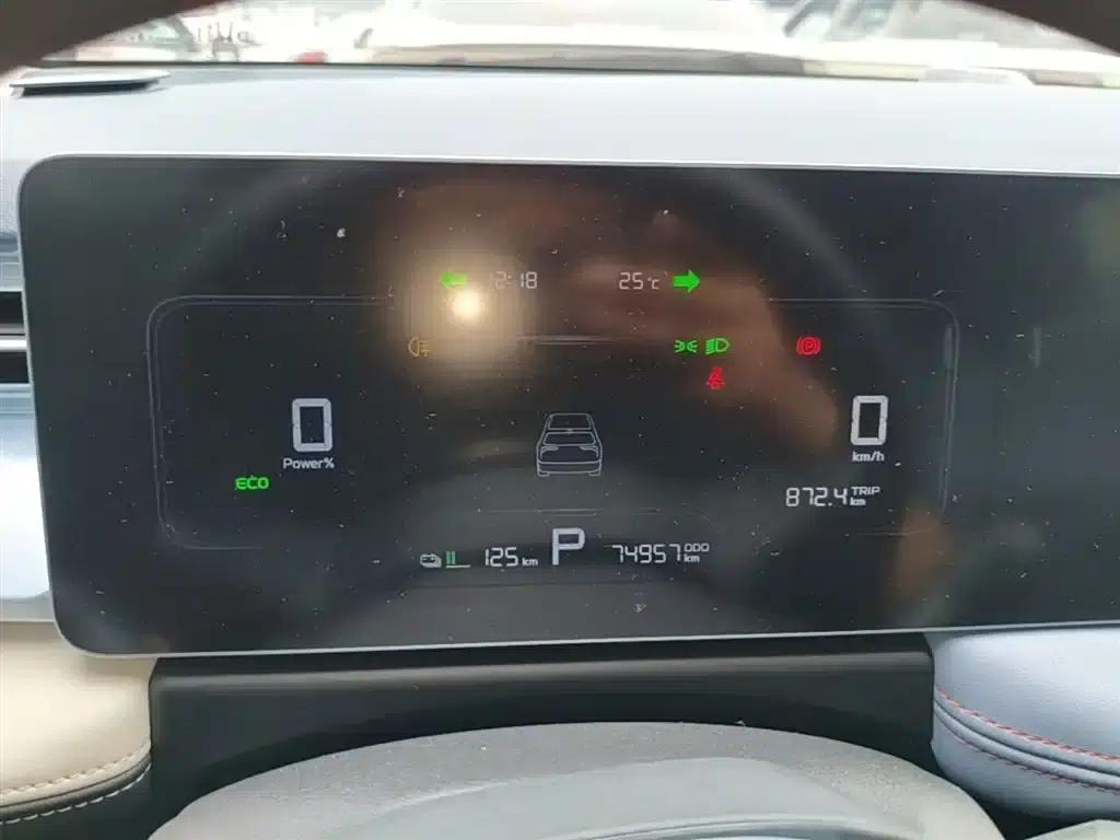 Geely Geometry E Firefly 2022 Model 401KM Linglong Tiger 4-Seater — миниатюра 12