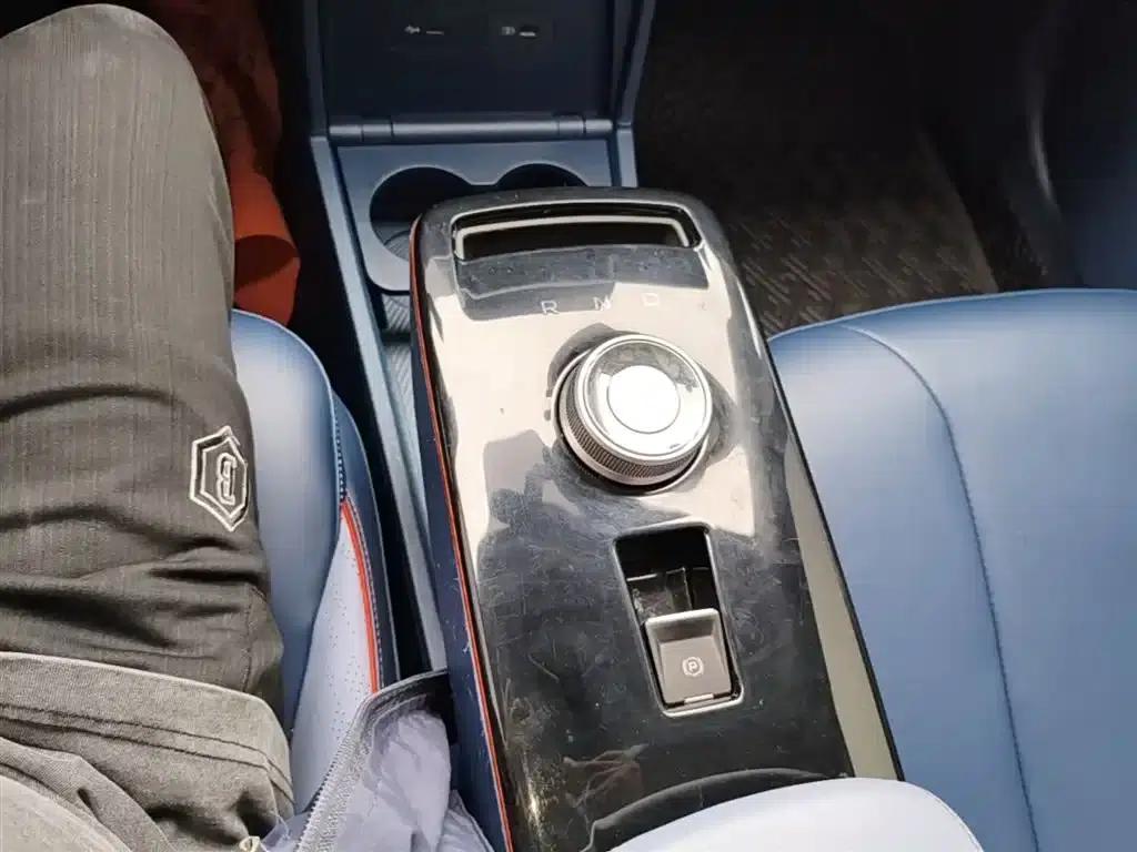 Geely Geometry E Firefly 2022 Model 401KM Linglong Tiger 4-Seater — миниатюра 14