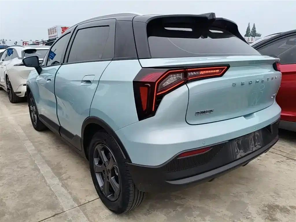 Geely Geometry E Firefly 2022 Model 401KM Linglong Tiger 4-Seater — миниатюра 5