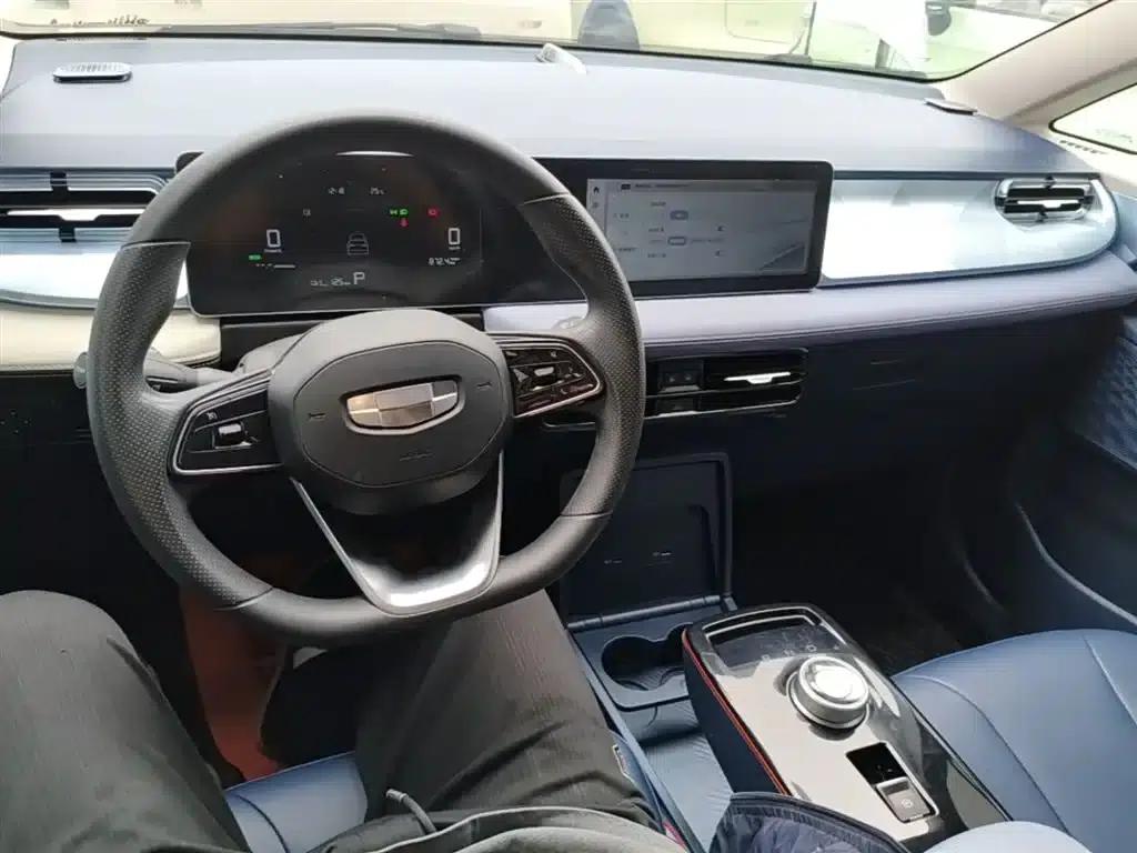 Geely Geometry E Firefly 2022 Model 401KM Linglong Tiger 4-Seater — миниатюра 10