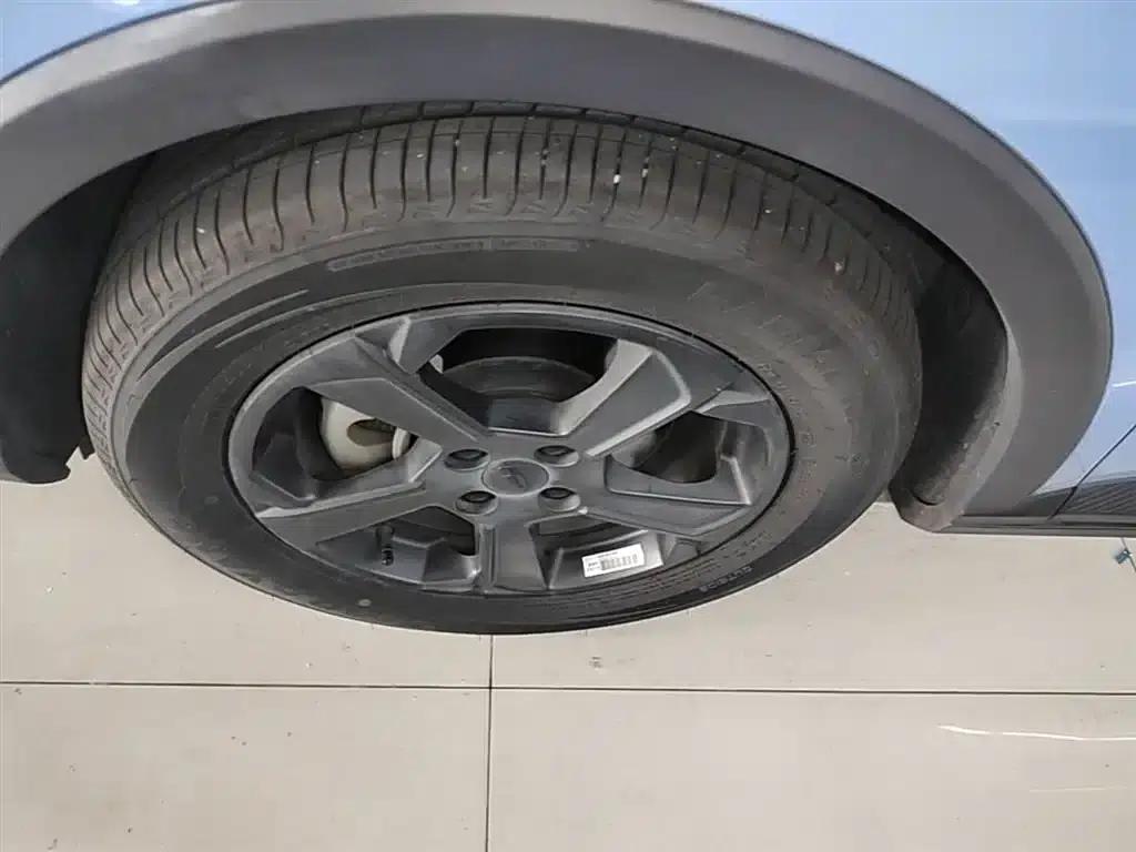 Geely Geometry E Firefly 2023 Model 401KM Linglong Tiger 5-Seater — миниатюра 23