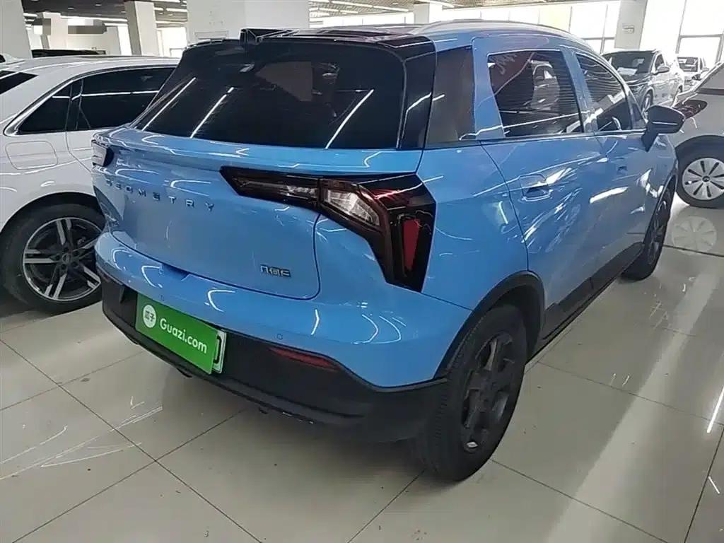 Geely Geometry E Firefly 2023 Model 401KM Linglong Tiger 5-Seater — миниатюра 7