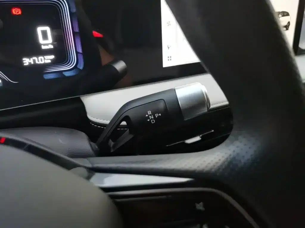 Geely Geometry E Firefly 2024 Model, 301km/h, Starlight — миниатюра 14