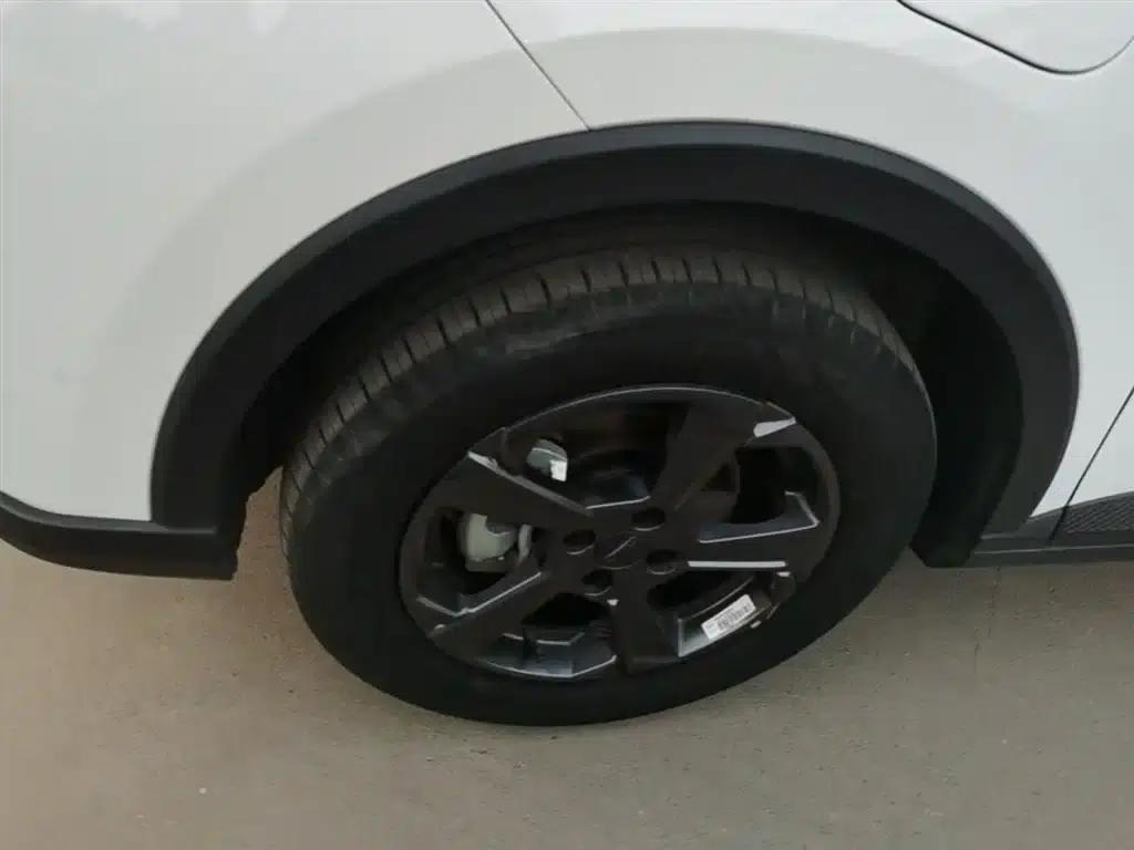 Geely Geometry E Firefly 2024 Model, 301km/h, Starlight — миниатюра 23