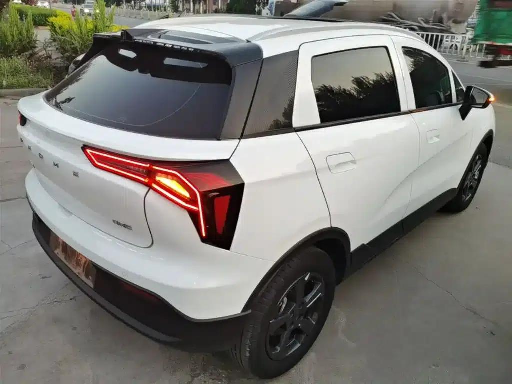 Geely Geometry E Firefly 2024 Model, 301km/h, Starlight — миниатюра 7