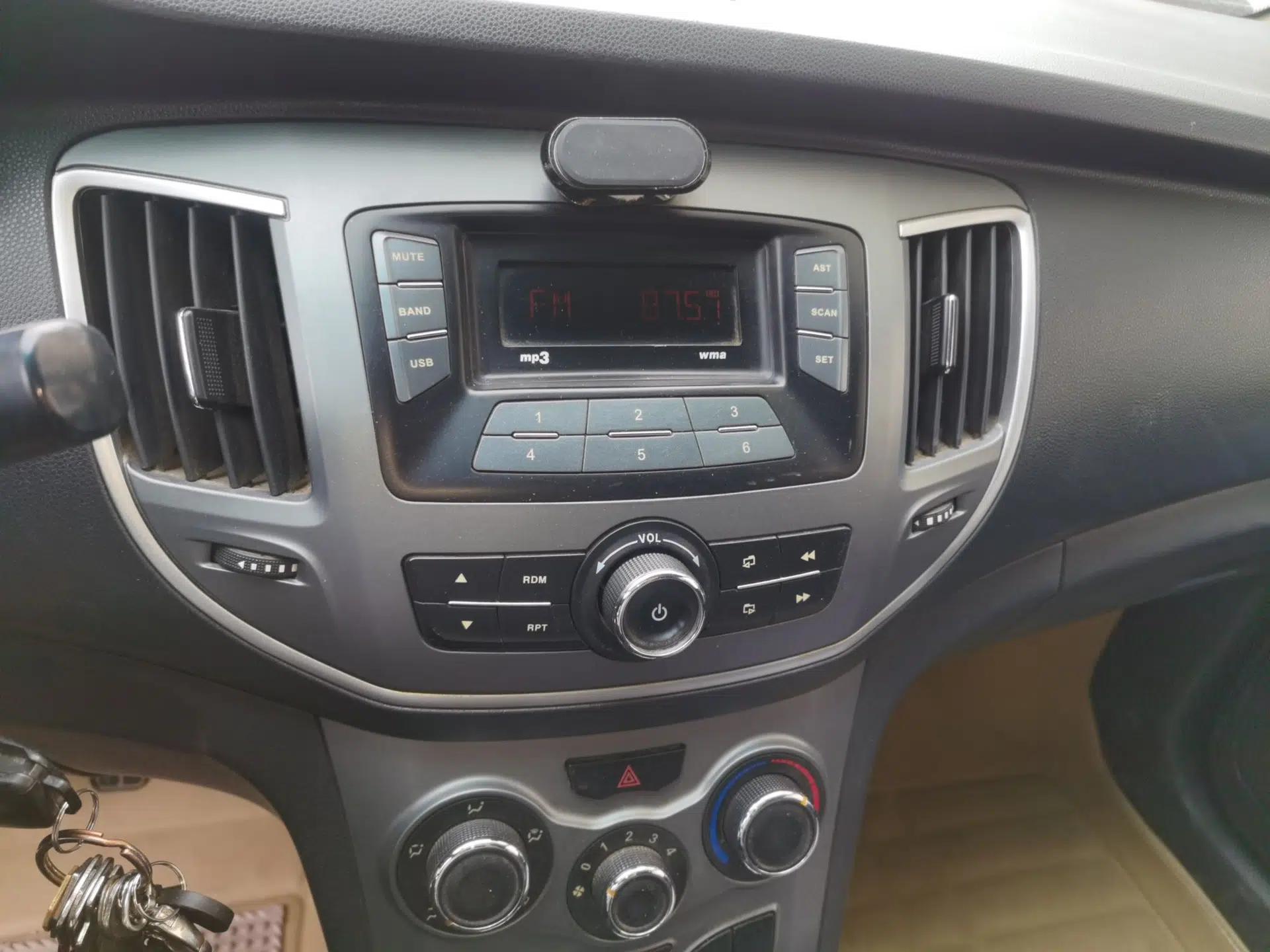 Cowin C3 2015 1.5L Manual Yellow Diamond Edition — миниатюра 14